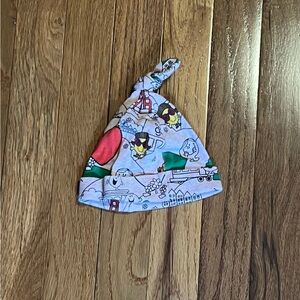GAP Kids Multicolor Knotted Hat Little Men/ Little Miss pattern, for newborn